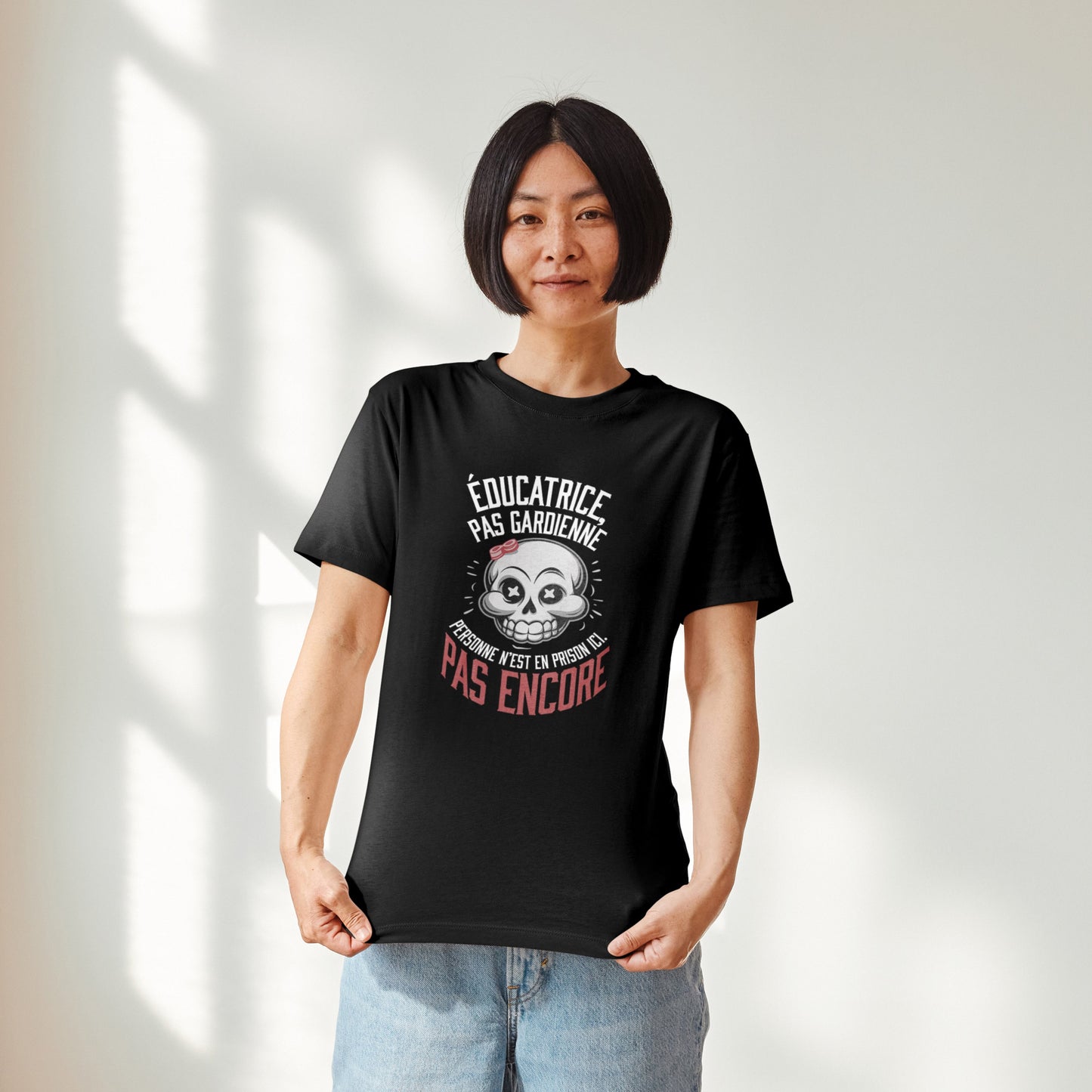 C-Éducatrice, pas gardienne